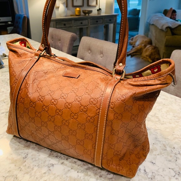 Gucci Handbags - Gucci Guccissima Hobo Bag Purse